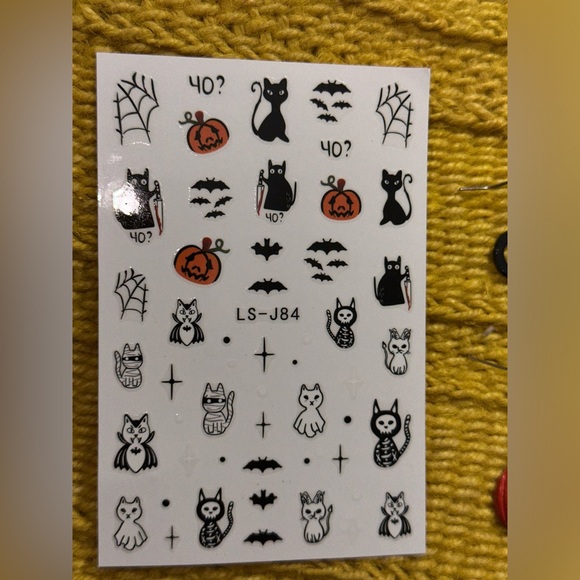 New 🎃 Halloween 2 Pairs Earrings Cat & Pumpkin plus Nail Decal Bundle Spooky - Picture 6 of 7